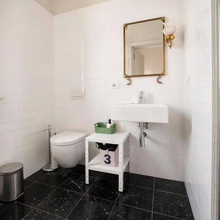 Anna - Con Bagno Privato In Con Giardino Gasthof