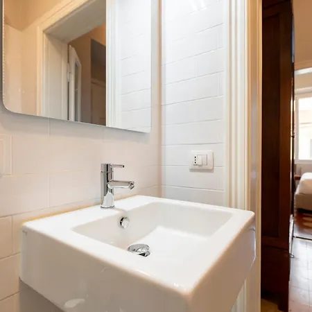 Anna - Con Bagno Privato In Con Giardino * Florens